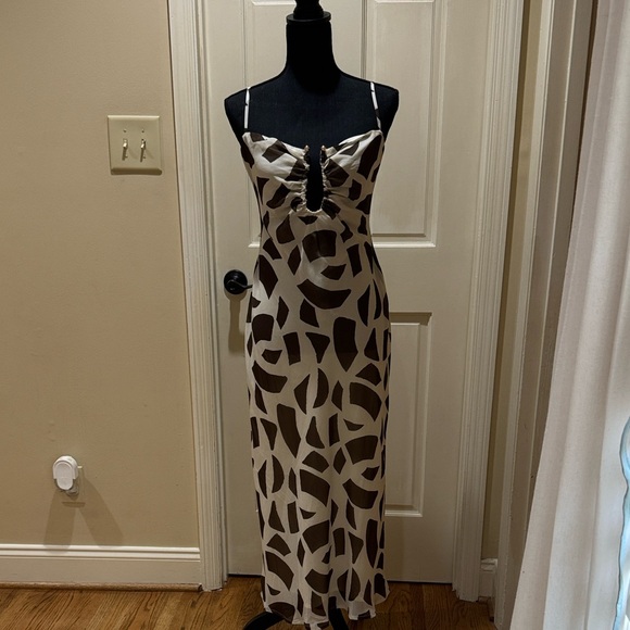 Runaway The Label Dress in Brown and White - Picture 1 of 7